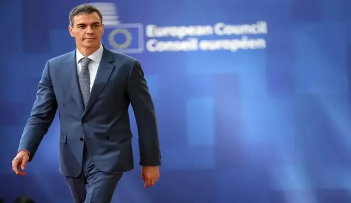 sanchez, adelantar elecciones FOTOGRAFÍA. BRUSELAS (BÉLGICA), 18 DE JUNIO DE 2026. Adelanto electoral España: Si se tienen que tomar decisiones pues las tomaremos. El presidente del Gobierno de España y secretario general del Partido Socialista (PSOE), Pedro Sánchez Pérez-Castejón, registrado este jueves a su llegada a la reunión del Consejo Europeo. Efe