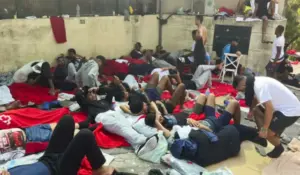FOTOGRAFÍA. CEUTA (ESPAÑA) 28 DE JULIO DE 2026. Ceuta ha vuelto a vivir una madrugada de máxima presión migratoria, agravada por la falta de visibilidad en algunas zonas del mar por la niebla, lo que ha provocado el acceso de más de 70 inmigrantes ilegales de distintas nacionalidades, mientras que Marruecos ha conseguido frenar a más de 200 ilegales más. Efe