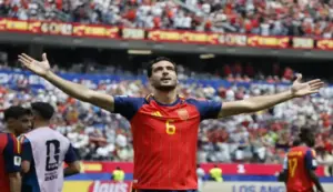 FOTOGRAFÍA. INGLEWOOD (ESTADO DE CALIFORNIA) ESTADOS UNIDOS DE AMÉRICA, EEUU, 10 DE JULIO DE 2026. Mikel Merino Zazón firma su tercer gol trascendental con España. El jugador español Mikel Merino Zazón celebra tras marcar el gol de la victoria (2-1) durante el partido de cuartos de final del Mundial de la FIFA 2026 entre España y Bélgica, en Inglewood (Estado de California) Estados Unidos de América, EEUU. Efe