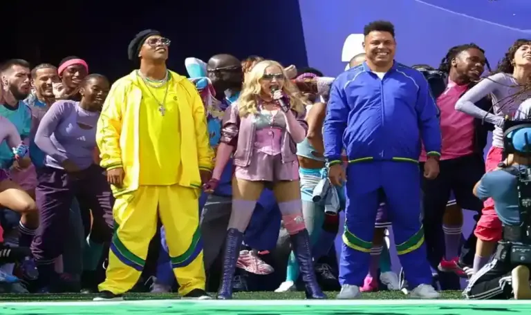 FOTOGRAFÍA. EAST RUTHERFORD (ESTADO DE NUEVA JERSEY) ESTADOS UNIDOS DE AMÉRICA, EEUU, 19 DE JULIO DE 2026. España-Argentina, final del Mundial de Shakira, Madonna, BTS y Justin Bieber. La FIFA convirtió por primera vez el descanso de una final de un Mundial en una gran fiesta musical al estilo del Super Bowl estadounidense, con una actuación de menos de un cuarto de hora que reunió a estrellas como Shakira, Madonna, BTS y Justin Bieber. Efe