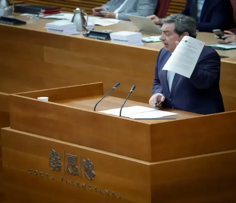 FOTOGRAFÍA. VALENCIA (COMUNIDAD VALENCIANA) ESPAÑA, 16 DE JULIO DE 2026. VOX defiende una Ley de Medidas que garantiza el bienestar de los valencianos. El portavoz del Grupo Parlamentario VOX en las Cortes Valencianas, José María Llanos Pitarch. Lasvocesdelpueblo (Ñ Pueblo)