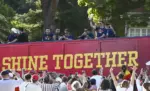 FOTOGRAFÍA. MADRID (ESPAÑA), 20 DE JULIO DE 2026. La selección española ya está recorriendo las calles de Madrid. Los jugadores de la selección española recorren este lunes las calles de Madrid tras proclamarse ayer campeones del mundo al derrotar en la final a Argentina. Efe