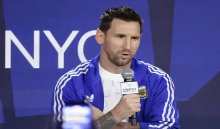 FOTOGRAFÍA. NUEVA YORK (ESTADOS UNIDOS DE AMÉRICA, EEUU), 17 DE JULIO DE 2026. Messi: Intentaremos evitar que sea esta vez la victoria de España. Lionel Andrés Messi Cuccittini (Leo Messi) aseguró este viernes, a dos días de la final del Mundial de Argentina contra España, que es «una locura» la foto que le hicieron hace años con un Lamine Yamal Nasraoui Ebana (Lamine Yamal) bebé, y ahora su rival en el partido que entregará la Copa del Mundo 2026.