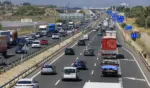 FOTOGRAFÍA. VALENCIA (COMUNIDAD VALENCIANA) ESPAÑA, 03 DE JULIO DE 2026. DGT prevé 4,8 millones de desplazamientos por carretera. Detalle de una imagen sobre el tráfico en la salida de Valencia en la A3. Efe