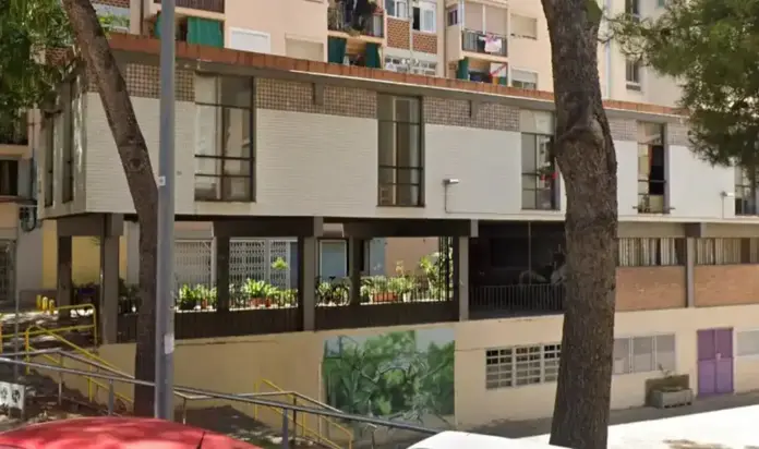 foto-edificio FOTOGRAFÍA. DISTRITO DE SANT MARTÍ (CIUDAD DE BARCELONA) CATALUÑA (ESPAÑA), 02 DE JULIO DE 2026. Iniciada la desokupación en el Distrito de Sant Martí gracias a VOX.