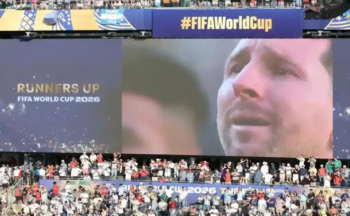 Messi, Mundial 2026 España FOTOGRAFÍA. EAST RUTHERFORD (ESTADO DE NUEVA JERSEY) ESTADOS UNIDOS DE AMÉRICA, EEUU, 19 DE JULIO DE 2026. Lionel Messi de Argentina reacciona este domingo, en el partido de la final del Mundial de la FIFA 2026 entre España y Argentina en el estadio MetLife en Nueva Jersey (Estados Unidos de América EEUU). Efe