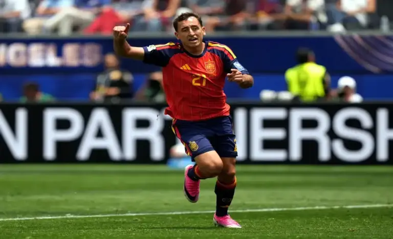 FOTOGRAFÍA. INGLEWOOD (ESTADO DE CALIFORNIA) ESTADOS UNIDOS DE AMÉRICA EEUU, 02 DE JULIO DE 2026. España supera su primera eliminatoria mundialista ante Austria 3-0. La selección española dominó todo el primer tiempo y se adelantó en el marcador en el minuto 36 del encuentro de los dieciseisavos de final del Mundial 2026 contra Austria, con un gol de Mikel Oyarzabal (en la imagen). Efe