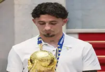 FOTOGRAFÍA. LAS PALMAS DE GRAN CANARIA (ISLAS CANARIAS) ESPAÑA, 27 DE JULIO DE 2026.- Pino: Voy a trabajar para seguir ganando más títulos. Acaba de aterrizar de ganar todo un Mundial de fútbol con España y el delantero grancanario del Crystal Palace, Yéremy Pino, ya tiene un nuevo sueño: ganar la Liga de Campeones, el único título continental que le queda por conseguir a nivel de clubes. Efe