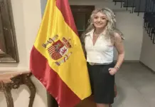 FOTOGRAFÍA. BAZA (GRANADA) ANDALUCÍA (ESPAÑA), 19 DE AGOSTO DE 2026. El Comité Ejecutivo Provincial (CEP) de VOX en la provincia de Granada, ha designado a Ana María Martínez Ruiz como nueva líder local de VOX en el municipio de Baza. Lasvocesdelpueblo (Ñ Pueblo)