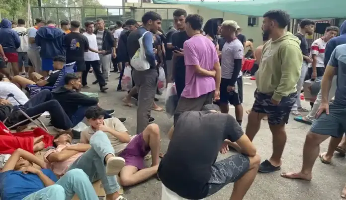 FOTOGRAFÍA. CEUTA (ESPAÑA), 04 DE AGOSTO DE 2026. Los Gobiernos de VOX se opondrán al reparto de ilegales de la invasión de Ceuta. l Gobierno de la Junta de Castilla y León, gobernada por PP y Vox, ha anunciado su «oposición frontal» a la política migratoria del Gobierno central de Pedro Sánchez Pérez-Castejón (PSOE) y ha avanzado que rechazará cualquier futuro reparto de ilegales inmigrantes marroquíes Menores Extranjeros No Acompañados (MENA) de la invasión de Ceuta. Efe