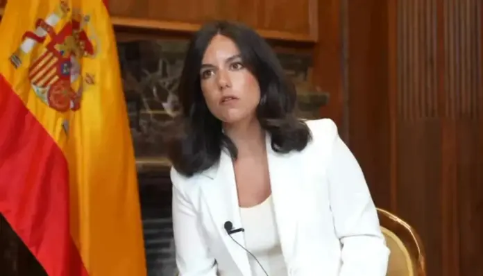 FOTOGRAFÍA. MADRID (ESPAÑA), 30 DE AGOSTO DE 2026. Invasión Ceuta | ¿Qué habría hecho un Gobierno de VOX ante guerra híbrida Marruecos? La portavoz del Grupo Parlamentario de VOX en el Congreso de los Diputados, María José Rodríguez de Millán Parro (Pepa Millán), registrada durante una entrevista que publica este domingo, 30 de agosto de 2026, el diario digital "Artículo 14". Lasvocesdelpueblo (Ñ Pueblo)