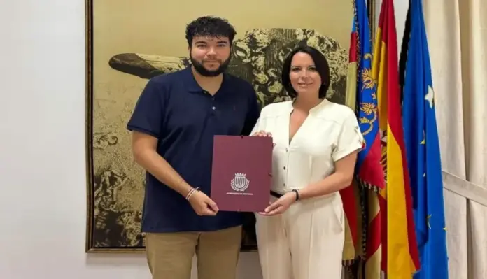 FOTOGRAFÍA. MONCADA (VALENCIA) COMUNIDAD VALENCIANA (ESPAÑA), FACHA RELACIONADA CON EL CONTENIDO: 27 DE AGOSTO DE 2026. La Plataforma Defensa Animal vuelve a llevar al Ayuntamiento de Moncada al Síndic de Greuges por vulneración de derechos fundamentales. La entidad animalista es conocida por su activismo contra las fiestas que usan animales y todas las cuestiones en beneficio de cualquier especie animal o del planeta. Defensa Animal/Lasvocesdelpueblo (Ñ Pueblo)