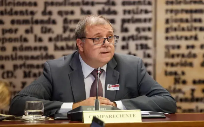El juez cita al exjefe de gabinete de Pedro Sánchez el 18 de agosto, expresidente de Correos y consejero de la SEPI, Juan Manuel Serrano Quintana FOTOGRAFÍA. MADRID (ESPAÑA), 15 DE SEPTIEMBRE DE 2025. Juan Manuel Serrano Quintana, exjefe de gabinete del presidente del Gobierno de España, Pedro Sánchez Pérez-Castejón, expresidente de Correos y Telégrafos y consejero de la Sociedad Estatal de Participaciones Industriales (SEPI), durante su comparecencia en la comisión de investigación del caso Koldo en el Senado el 15 de septiembre de 2025. Efe