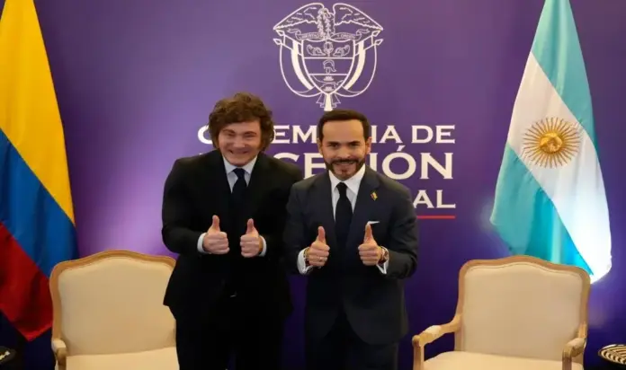 Milei y El Tigre se reúnen en Cali antes de la histórica investidura, Javier Gerardo Milei, Abelardo Gabriel de la Espriella Otero (El Tigre) FOTOGRAFÍA. CALI (COLOMBIA), 07 DE AGOSTO DE 2026. Milei y El Tigre se reúnen en Cali antes de la histórica investidura. El presidente de la República de Argentina, Javier Gerardo Milei (i); se ha reunido este viernes con el presidente electo de la República de Colombia, Abelardo Gabriel de la Espriella Otero (El Tigre) (d); antes de participar a la histórica investidura de El Tigre, junto a varios mandatarios de Hispanoamérica, norteamérica, Europa, Asia y Oriente Medio (Israel). Lasvocesdelpueblo (Ñ Pueblo)