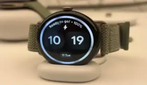 FOTOGRAFÍA. NUEVA YORK (ESTADOS UNIDOS DE AMÉRICA, EEUU, 12 DE AGOSTO DE 2026. Google anunció este miércoles la integración de nuevas funciones avanzadas de salud que estarán disponibles este otoño para sus relojes inteligentes, como el seguimiento de las tendencias de la presión arterial y la resistencia a la insulina en el nuevo Pixel Watch 5, también presentado hoy. Efe