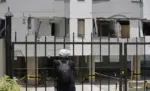 FOTOGRAFÍA. MONIZALES (COLOMBIA), 13 DE AGOSTO DE 2026. Fotografía que muestra este jueves un edificio afectado por el terremoto del pasado lunes, en el barrio Milán, en la Zona G de Manizales (Colombia) Efe