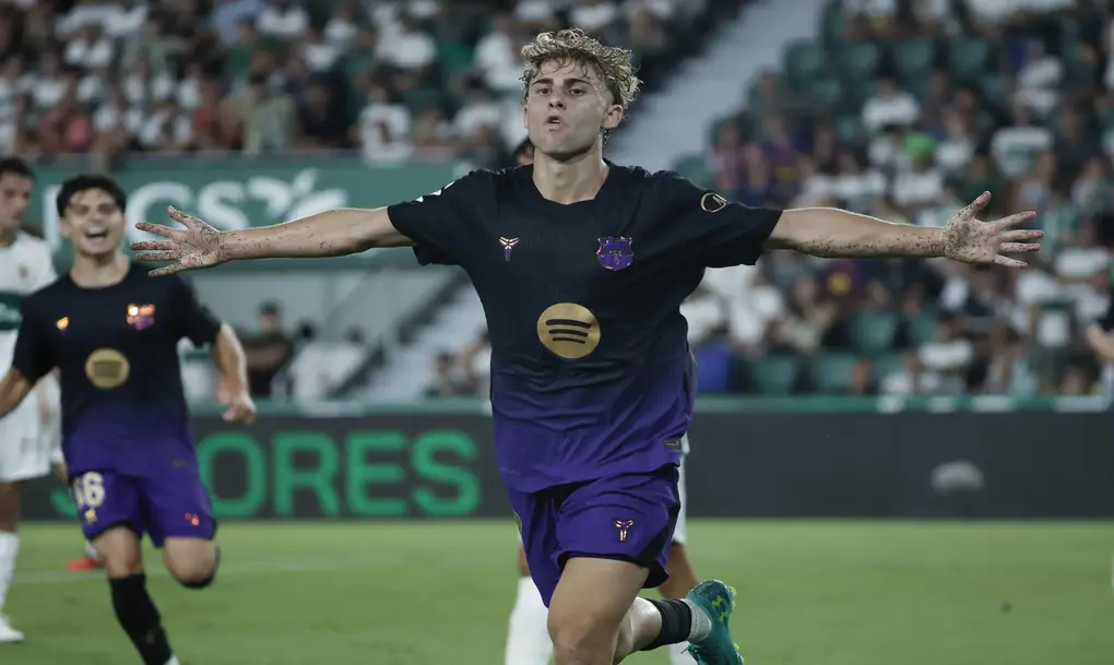 FOTOGRAFÍA. ELCHE (ALICANTE) COMUNIDAD VALENCIANA (ESPAÑA), 23 DE AGOSTO DE 2026. El centrocampista del Barcelona Fermín López celebra tras marcar el 0-5, durante el partido de LaLiga de fútbol que Elche CF y FC Barcelona disputan este domingo en el estadio Martínez Valero. Efe