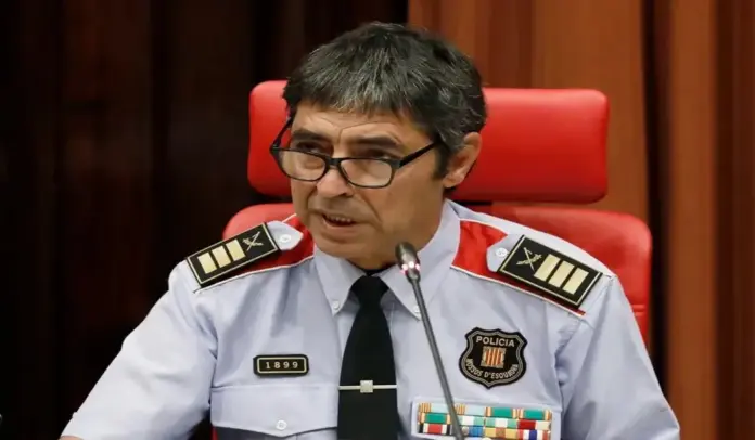 Dimisión fulminante de Trapero tras dos años en el cargo FOTOGRAFÍA. MADRID (ESPAÑA), 22 DE ENERO DE 2025. El jefe de los Mossos d’Esquadra, Josep Lluís Trapero Álvarez, ha desmontado este miércoles en el Congreso de los Diputados cualquier conspiración en torno a los atentados del 17 de agosto de 2017 en Cataluña y ha dejado claro que, aunque toda gestión es mejorable, «nada más se pudo hacer» para evitar las 16 muertes. «Sí evitamos que los daños personales y las víctimas fuesen muchos más». Trapero ha sido uno de los protagonistas de la cuarta sesión de la comisión parlamentaria impulsada por Junts y que el PSOE acordó crear con sus socios de investidura, con el objetivo fundamental de indagar en el papel del imán de Ripoll (Girona) Abdelbaki Es Satty, el líder de la célula que atentó el 17A en Las Ramblas de Barcelona y Cambrils (Tarragona) en 2017 que causaron 16 muertes. Efe