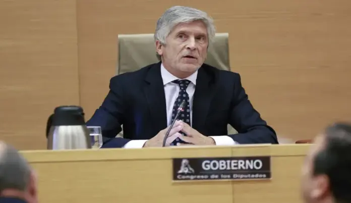 FOTOGRAFÍA. MADRID (ESPAÑA), 28 DE AGOSTO DE 2026. El ministro del Interior del Gobierno de España de Pedro Sánchez Pérez-Castejón, Fernando Grande-Marlaska Gómez (en la imagen); durante su comparecencia en la comisión de Interior del Congreso para informar de la gestión de su departamento en torno a la invasión marroquí de Ceuta que ha provocado una crisis migratoria sin precedentes en la Ciudad Autónoma española de Ceuta. Efe