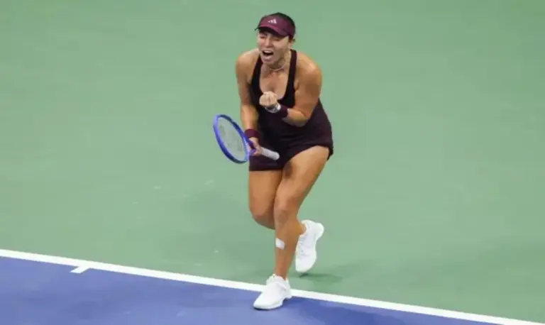 FOTOGRAFÍA. PARQUE FLUSHING MEADOWS (NUEVA YORK) ESTADOS UNIDOS DE AMÉRICA, EE. UU., 08 DE SEPTIEMBRE DE 2026. La estadounidense Jessica Pegula derrotó a su compatriota Emma Navarro en los cuartos de final del Open de los Estados Unidos de tenis, en Nueva York. Efe