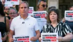 FOTOGRAFÍA. MANRESA (BARCELONA) ESPAÑA, 04 DE SEPTIEMBRE DE 2026. El portavoz del Grupo Parlamentario de VOX en el Parlamento de Cataluña y presidente de VOX en la provincia de Barcelona, Joan Garriga Doménech (i), se ha desplazado este jueves a Manresa, capital de la comarca del Bages, en la provincia de Barcelona, para mantener un encuentro con vecinos después del asesinato del vecino Carles Lasvocesdelpueblo (Ñ Pueblo)