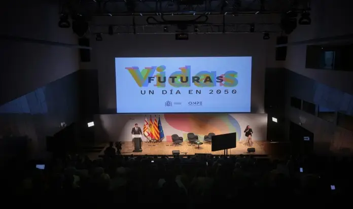 Sánchez oculta el impacto de la inmigración en la vivienda con promesas del chavismo (2) FOTOGRAFÍA. BARCELONA, 28 DE SEPTIEMBRE DE 2026. El presidente del Gobierno de España y secretario general del Partido Socialista (PSOE), Pedro Sánchez Pérez-Castejón, este lunes en Barcelona. Lasvocesdelpueblo (Ñ Pueblo)