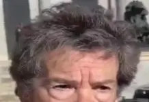 FOTOGRAFÍA. MADRID, 01 DE NOVIEMBRE DE 2025. Captura vídeo de imágenes recientes de la anciana exfuncionaria con una pensión superior a los 1.400 euros mensuales y 14 pagas, desahuciada en Madrid tras quedar sin efectos la ley franquista, reformada por el PSOE, de la que ella se ha aprovechado durante 70 años, pagando un alquiler social franquista de una mensualidad irrisoria de apenas "480 euros", que además "incluía los gastos fijos de comunidad" en una zona donde los alquileres están por encima de los 1.600 euros. Lasvocesdelpueblo (Ñ Pueblo)