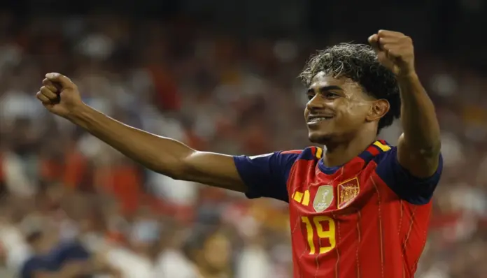 España - Croacia en Sevilla FOTOGRAFÍA. SEVILLA, 29 DE SEPTIEMBRE DE 2026. Lamine Yamal celebra tras marcar el 3-1, durante el partido de la segunda jornada de la Liga de Naciones que España y Croacia. EFE