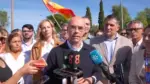 FOTOGRAFÍA. CHICLANA DE LA FRONTERA, 24 D EOCTUBRE DE 2026. El jefe de la delegación de Vox en el Parlamento Europeo, eurodiputado de Patriots for Europe y coordinador nacional de los servicios jurídicos de la formación patriótica, Jorge Buxadé Villalba, atiende a los medios de comunicación en Chiclana de la Frontera, Cádiz. Lasvocesdelpueblo (Ñ Pueblo)