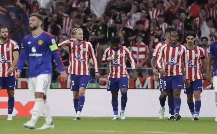 El Atlético de Madrid tumba al Manchester United en un Metropolitano eléctrico FOTOGRAFÍA. MADRID, 13 DE OCTUBRE DE 2026. Los jugadores del Atlético de Madrid tras conseguir el segundo gol del equipo rojiblanco durante el encuentro correspondiente a la Liga de Campeones que disputan este martes Atlético de Madrid y Manchester United en el estadio Metropolitano, en Madrid. EFE