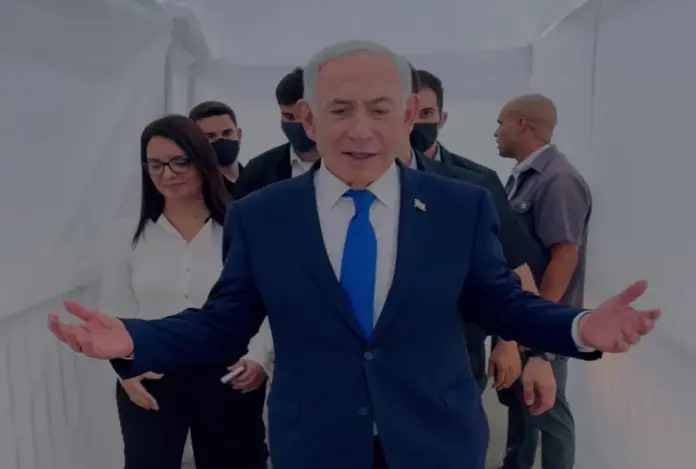 Elecciones legislativas israelíes 2026, Elecciones Israel, Likud, Benjamín Netanyahu (2) FOTOGRAFÍA. HADERA (ISRAEL), 18 DE OCTUBRE DE 2026. El candidato dle partido patriota israelí Likud a la reelección, "Bibi" Benjamín Netanyahu, registrado este domingo, 18 de octubre de 2026, en actos públicos de campaña legislativas al Knesset (Parlamento del Estado de Israel). El día siguiente, a través de su red social X, Bibi asegura: "¡El terreno está en llamas, ¡voten Likud! 🇮🇱 Ayer recorrí el país: Hadera, Or Akiva, Harish, Yokneam, Afula, Beit She'an y Petah Tikva. En cada parada recibí de ustedes un amor inmenso y sentí su determinación para ganar. Estamos empatados entre la derecha y Palestina. ¡Tenemos que salir y votar Likud! Ustedes me dan la fuerza para seguir. Ahora, convirtamos esta energía en victoria: ¡salimos, votamos Likud y ganamos!". Lasvocesdelpueblo (Ñ Pueblo)