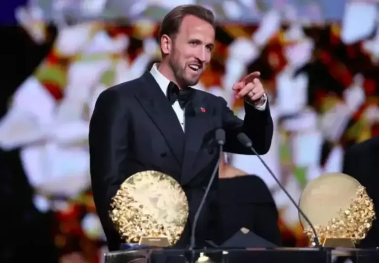 FOTOGRAFÍA. LONDRES, 26 DE OCTUBRE DE 2026. El delantero del Bayern de Múnich y de la selección inglesa, Harry Kane en el London Palladium Theatre, Gran Bretaña, Reino Unido. EFE