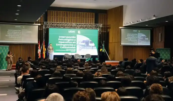 FOTOGRAFÍA. VALLADOLID, 07 D EOCTUBRE DE 2026. La Guardia Civil de Valladolid y la Universidad Europea Miguel de Cervantes (UEMC) han reunido hoy a profesionales de los ámbitos operativo, sanitario, psicológico y de protección civil en la jornada divulgativa ‘Intervención Psicológica y Operativa en Emergencias y Catástrofes’, celebrada con motivo de los actos institucionales organizados por la festividad de la Virgen del Pilar, Patrona de la Guardia Civil. Lasvocesdlepueblo (Ñ Pueblo)
