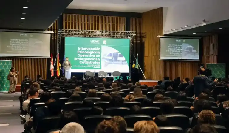 FOTOGRAFÍA. VALLADOLID, 07 D EOCTUBRE DE 2026. La Guardia Civil de Valladolid y la Universidad Europea Miguel de Cervantes (UEMC) han reunido hoy a profesionales de los ámbitos operativo, sanitario, psicológico y de protección civil en la jornada divulgativa ‘Intervención Psicológica y Operativa en Emergencias y Catástrofes’, celebrada con motivo de los actos institucionales organizados por la festividad de la Virgen del Pilar, Patrona de la Guardia Civil. Lasvocesdlepueblo (Ñ Pueblo)